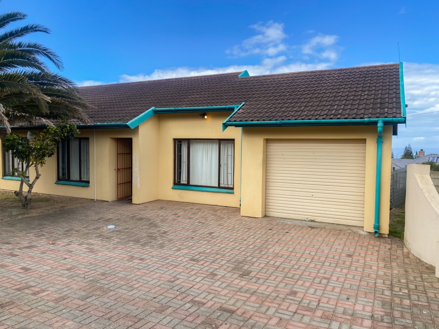 3 Bedroom Property for Sale in Dana Bay Western Cape